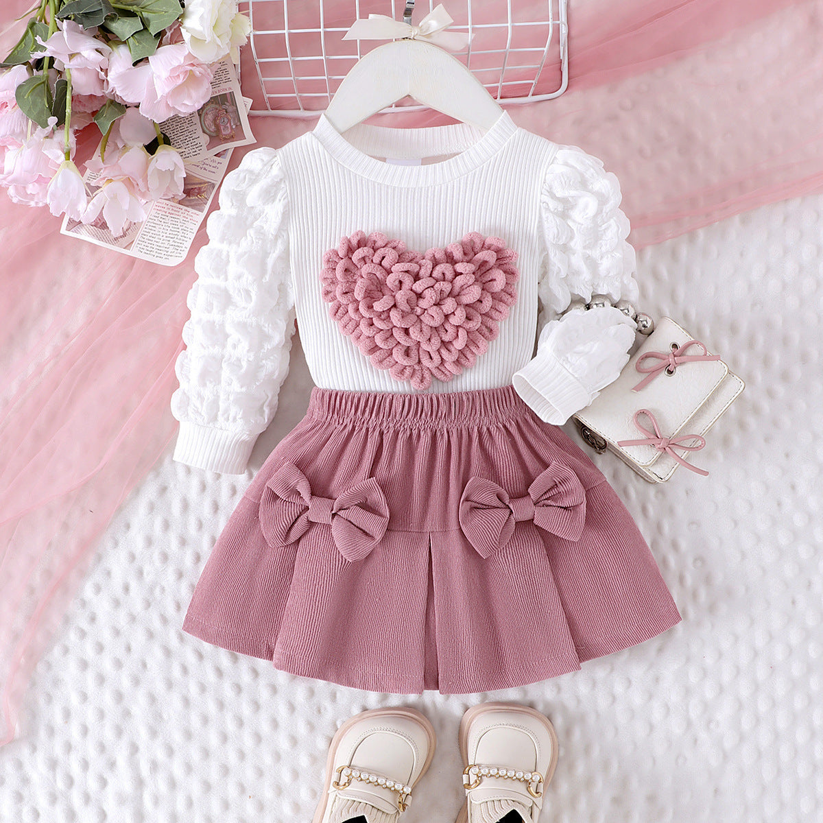 Bubble sleeve heart-shaped top bow short skirt two-piece set