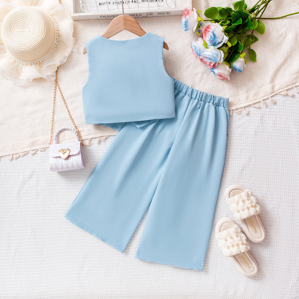V-neck top and pants set